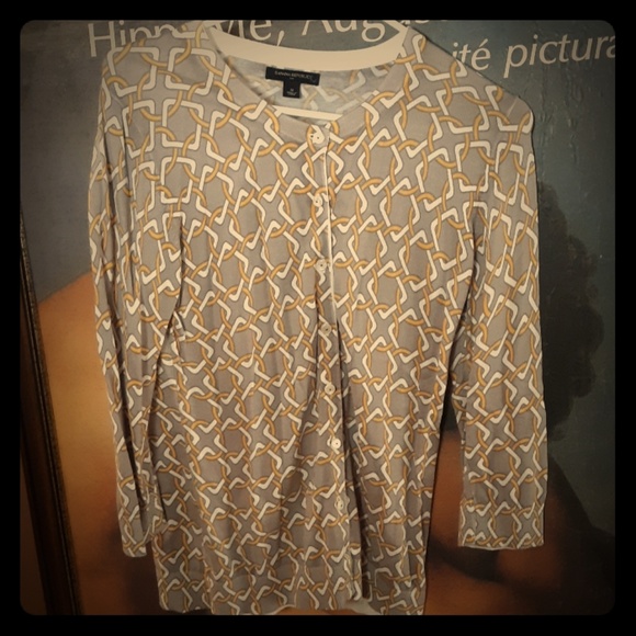 Banana Republic Button-Down Cardigan. - Picture 4 of 11